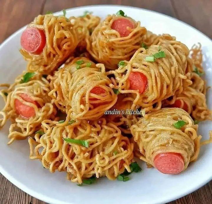 Sosis Mie Gulung, sumber gambar instagram@album.menu.harian