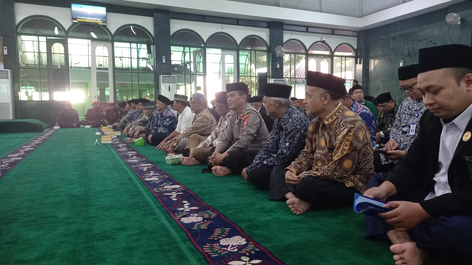 Ribuan Jemaah Haji Pamitan di Masjid Agung Sleman di Acara Silaturahmi Warga Muhammadiyah