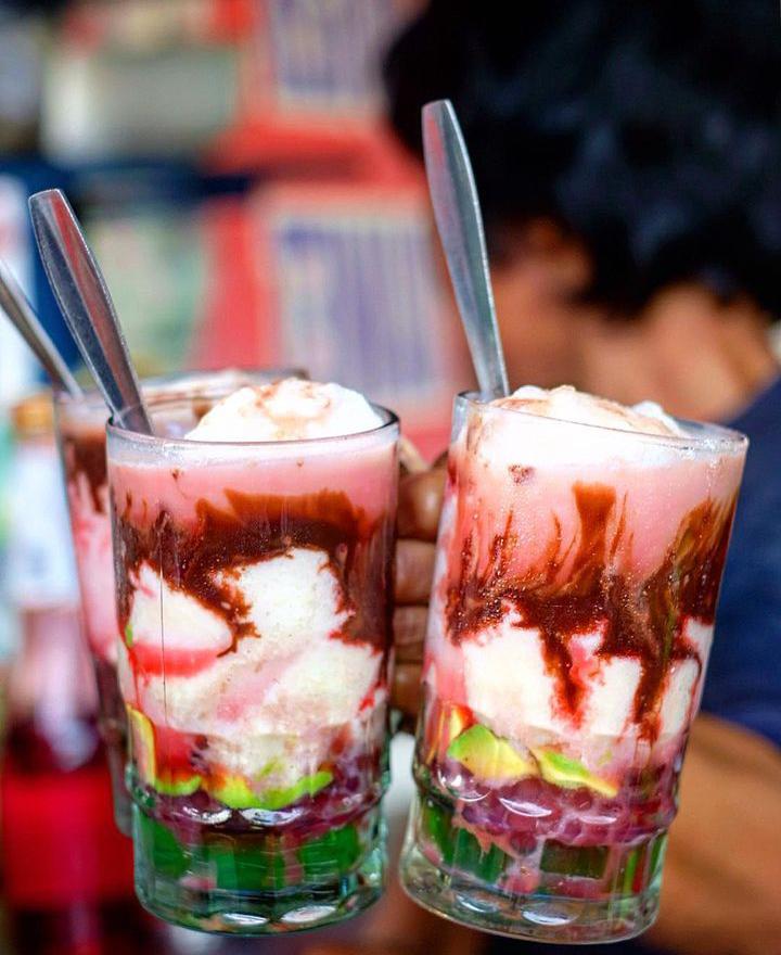 Es Doger Balai Yasa menjadi salah satu es yang lezat dan enak di Jogja yang cocok dinikmati ketika cuaca sedang terik. Dari akun Instagram @makanandit
