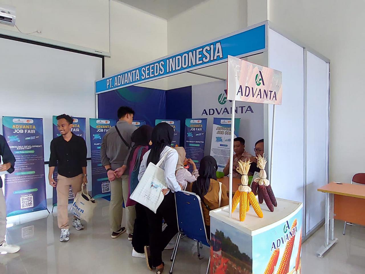 Stand PT Advanta. PT Advanta Seeds Indonesia Gaet Mahasiswa dalam Peluang Kerja dan Bisnis Industri Perbenihan